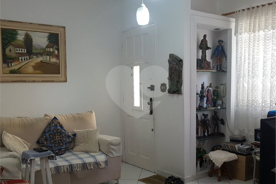 Casa de Vila à venda com 4 quartos, sendo 1 suíte, em Santana, São Paulo, SP