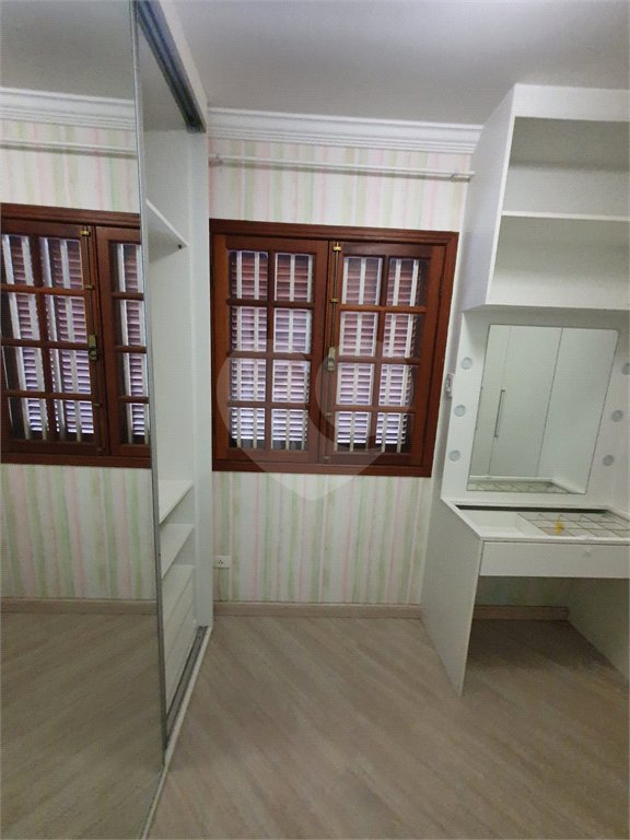 Sobrado à venda com 4 quartos, sendo 2 suítes,  em Santana, São Paulo, SP