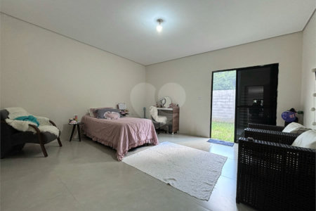 Casa à venda com 2 suítes em Jardim Estância Brasil, Atibaia, SP