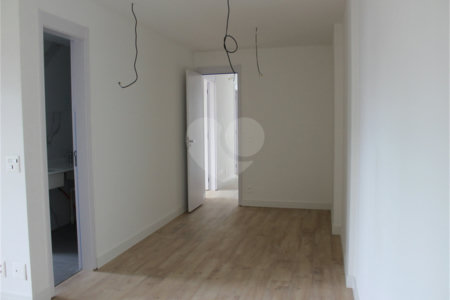 Apartamento à venda com 3 suítes em Pinheiros, São Paulo, SP