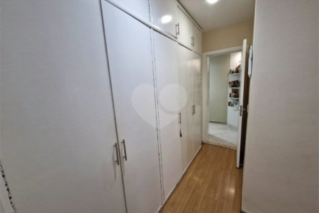 Apartamento à venda com 4 quartos, sendo 2 suítes,  em Tijuca, Rio de Janeiro, RJ