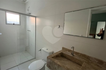 Sobrado à venda com 3 quartos, sendo 1 suíte, em Jardim Paulista, Atibaia, SP