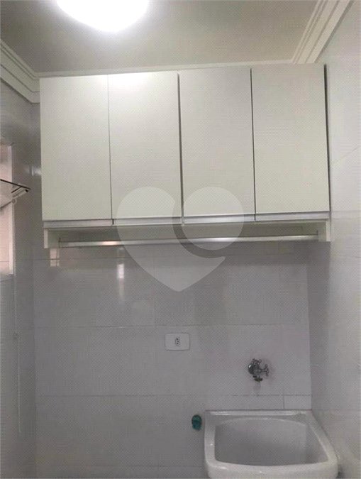 Casa à venda ou para alugar com 2 suítes no condomínio Residence Adelina, São Paulo - SP