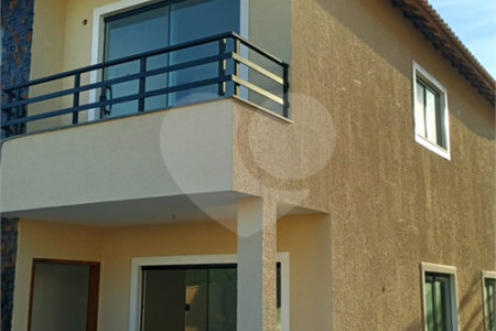 Casa à venda com 4 quartos, sendo 1 suíte, em Rasa, Armação dos Búzios, RJ