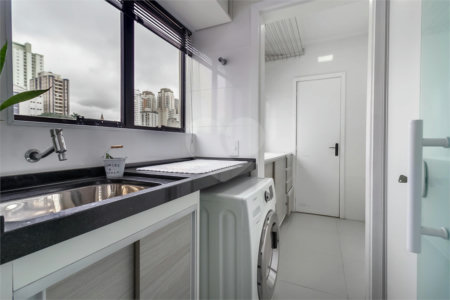 Apartamento à venda com 2 quartos, sendo 1 suíte, em Bosque da Saúde, São Paulo, SP