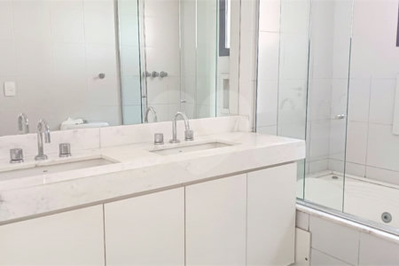 Apartamento à venda com 3 suítes em Jardim Fonte do Morumbi, São Paulo, SP