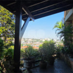 Casa à venda com 4 quartos, sendo 2 suítes, em Cidade São Francisco, São Paulo, SP