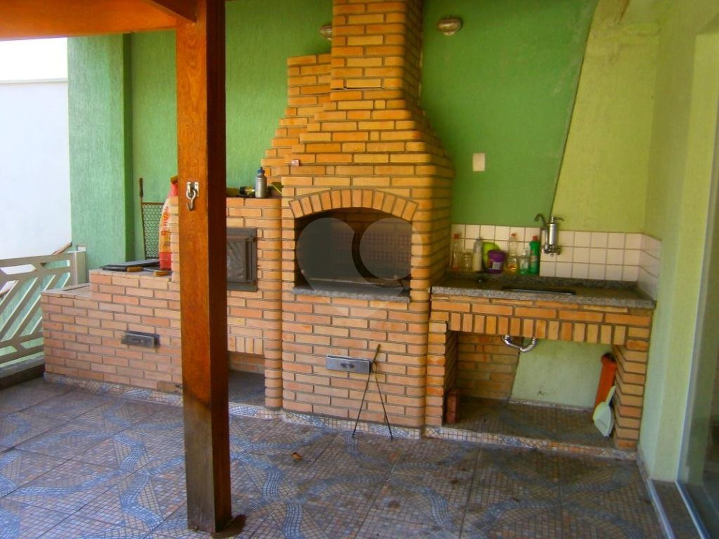 Casa à venda com 4 quartos, sendo 1 suíte, em Horto, São Paulo, SP