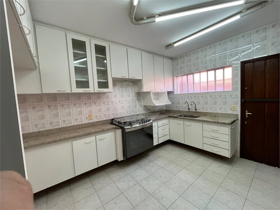Casa à venda com 3 quartos, sendo 1 suíte, em Jardim Itália, Itapetininga, SP