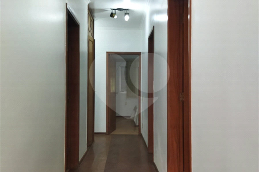 Casa à venda ou para alugar com 4 quartos, sendo 1 suíte, em Vila Madalena, São Paulo, SP
