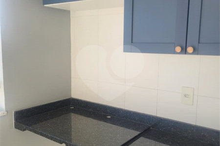 Apartamento à venda com 2 quartos, sendo 1 suíte, em Vila Teixeira, Salto, SP