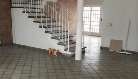 Sobrado à venda com 4 quartos, sendo 1 suíte,  em Indianópolis, São Paulo, SP
