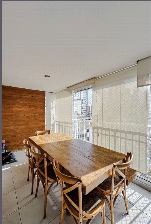 Apartamento para alugar com 3 quartos, sendo 2 suítes, em Vila Regente Feijó, São Paulo, SP