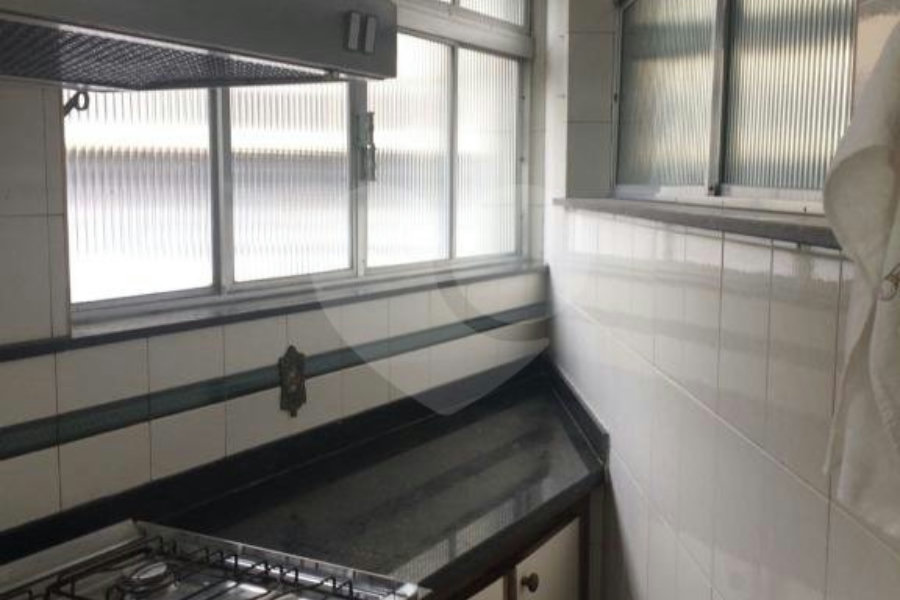 Sobrado à venda com 4 quartos em Santana, São Paulo, SP