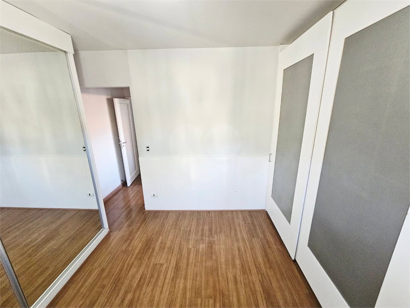 Sobrado à venda com 4 quartos, sendo 1 suíte, em Vila Guilherme, São Paulo, SP