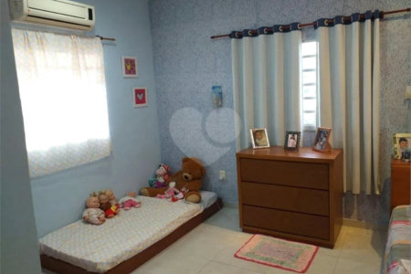 Casa à venda com 2 suítes no condomínio Campo Lindo, Rio de Janeiro - RJ