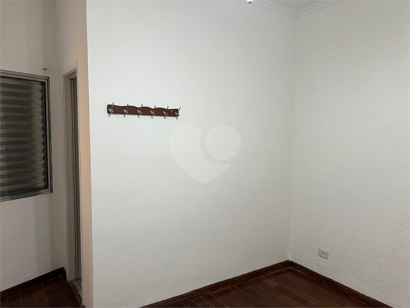 Sobrado à venda com 5 quartos, sendo 2 suítes, em Vila Universitária, São Paulo, SP