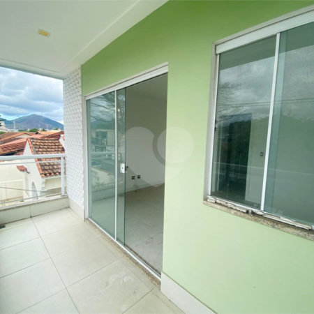 Casa à venda com 3 quartos, sendo 1 suíte, em Campo Grande, Rio de Janeiro, RJ