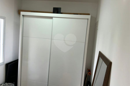 Apartamento à venda com 4 quartos, sendo 1 suíte,  em Jardim Armênia, Mogi das Cruzes, SP