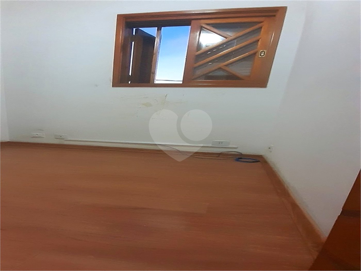 Sobrado à venda com 3 quartos, sendo 2 suítes,  em Santana, São Paulo, SP