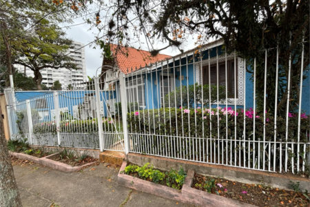 Casa à venda com 3 quartos no condomínio Santa Terezinha, São Paulo - SP