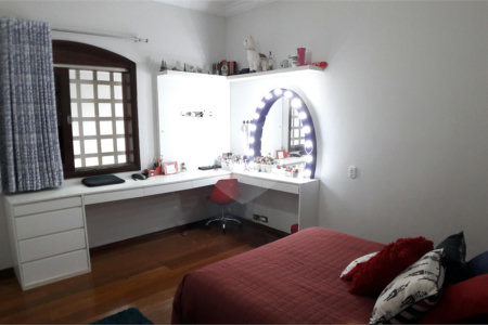 Casa à venda com 4 suítes em Lar São Paulo, São Paulo, SP