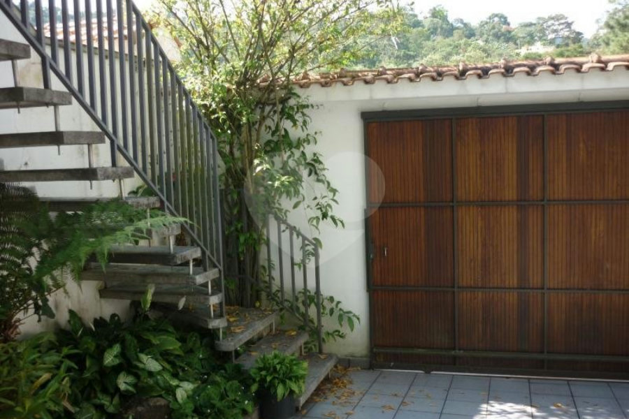 Sobrado à venda com 3 quartos, sendo 1 suíte, em Horto Florestal, São Paulo, SP