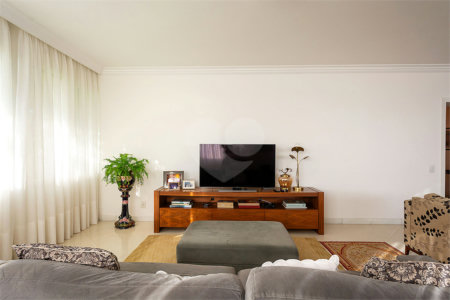 Apartamento à venda com 4 suítes em Jardim Marajoara, São Paulo, SP