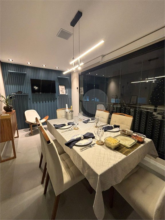 Apartamento à venda com 3 quartos, sendo 1 suíte, em Vila Paulicéia, São Paulo, SP