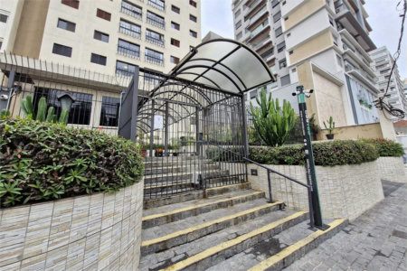 ÓTIMO APARTAMENTO 76 m² ÚTEIS REFORMADO 1 VAGA DE GARAGEM