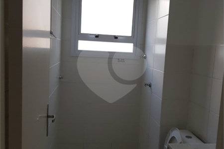 Apartamento em condomínio fechado em Itatiba- SP.
