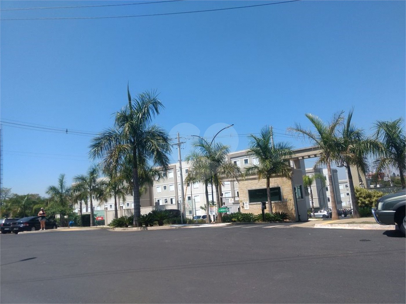 Apartamento para venda ou locação no Condomínio Monte Stella.