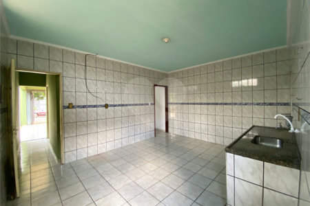 Casa à venda com 2 quartos em Loteamento Municipal São Carlos 3, São Carlos, SP