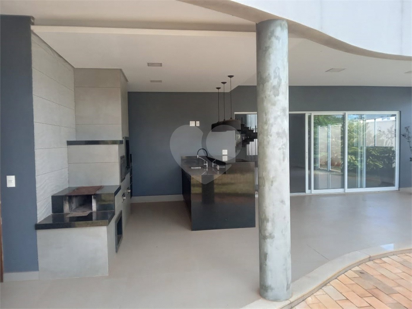 Casa à venda com 4 quartos, sendo 3 suítes,  no condomínio Residencial Montreal, São Carlos - SP
