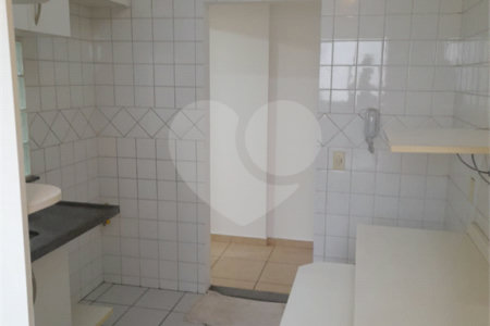 Apartamento para locação ou venda no Edifício Villagio di Napoli.
