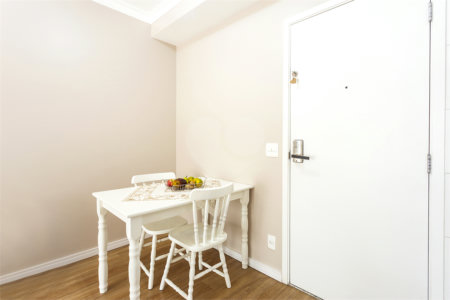 Apartamento à venda com 2 quartos, sendo 1 suíte, em Jardim Marajoara, São Paulo, SP