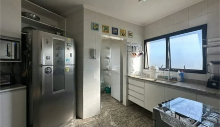 Apartamento para alugar com 3 quartos, sendo 1 suíte, em Vila Andrade, São Paulo, SP