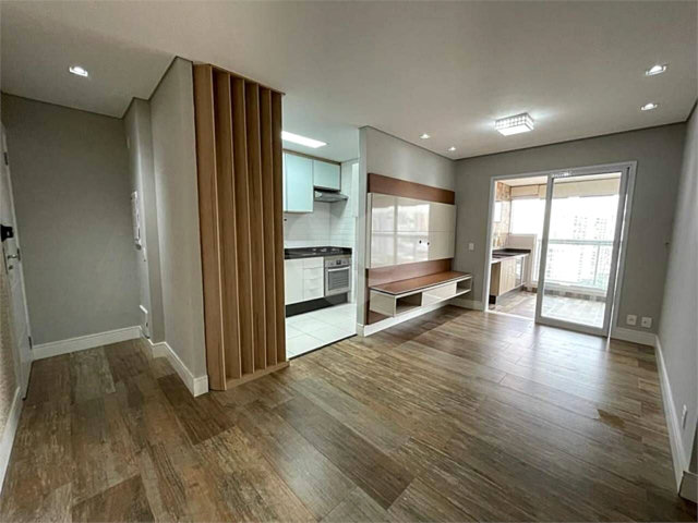 Apartamento à venda com 3 quartos, sendo 1 suíte,  em Tatuapé, São Paulo, SP