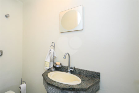 Apartamento à venda com 3 quartos, sendo 1 suíte, em Chácara Santo Antônio, São Paulo, SP