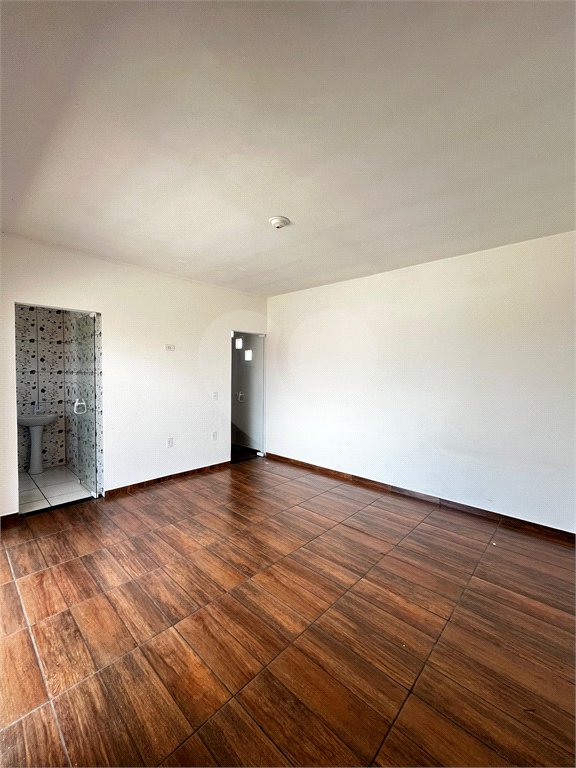 Casa à venda com 2 quartos, sendo 1 suíte, em Therezinha Piedade, Itapetininga, SP