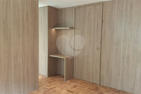 Apartamento para alugar com 3 quartos, sendo 1 suíte, em Itaim Bibi, São Paulo, SP