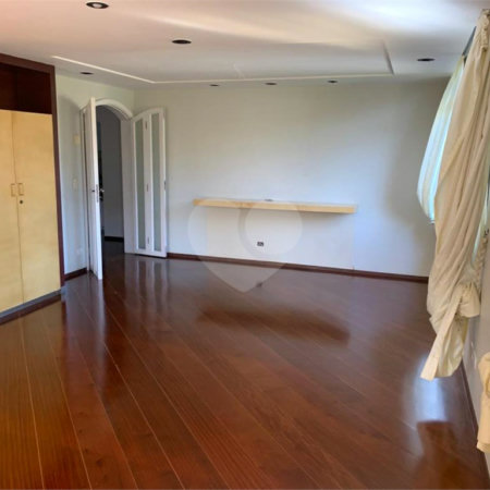 Apartamento à venda com 3 suítes em Paineiras do Morumbi, São Paulo, SP