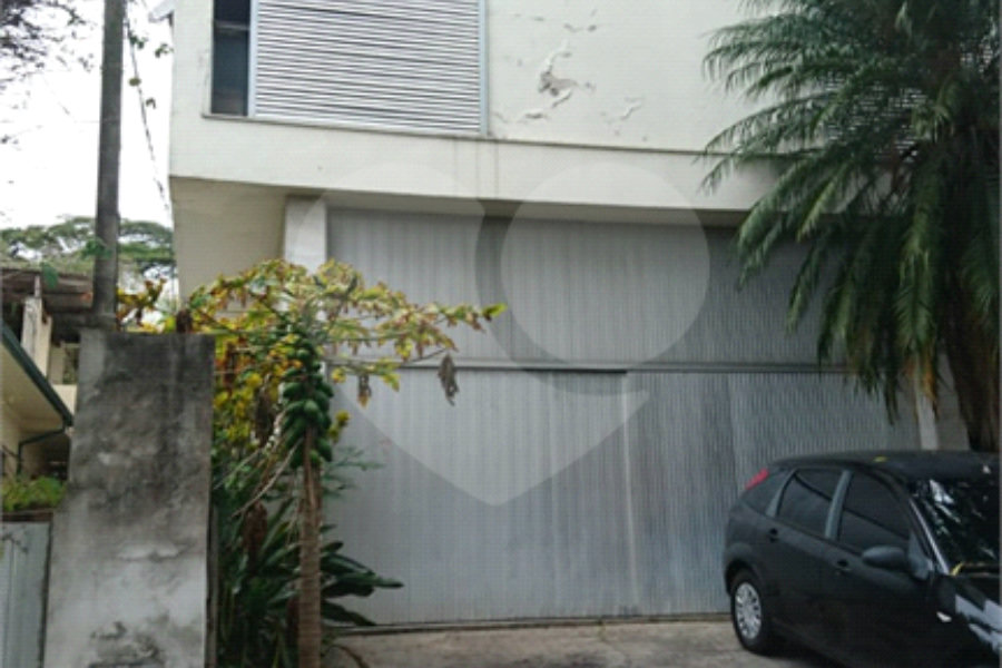 Sobrado à venda com 5 quartos, sendo 2 suítes, em Tremembé, São Paulo, SP