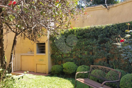 Casa à venda com 4 suítes no condomínio Residencial Courtyard Village, São Paulo - SP