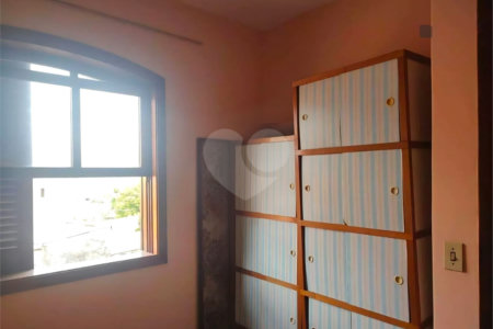 Sobrado à venda com 3 quartos, sendo 1 suíte,  em Jardim Ester, São Paulo, SP