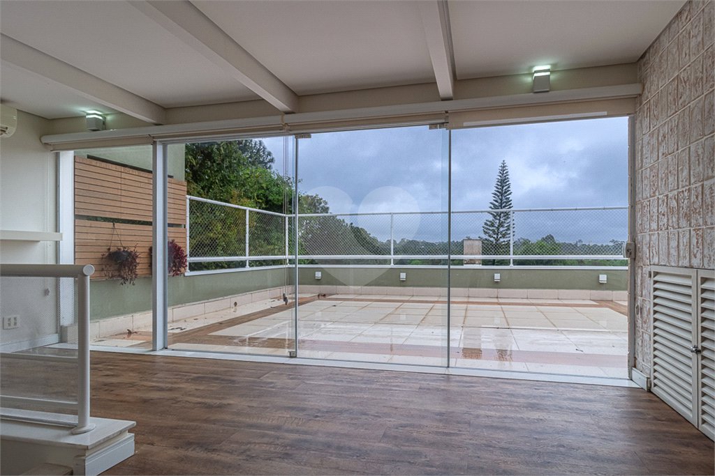 Casa à venda com 4 suítes no condomínio Las Cumbres, São Paulo - SP