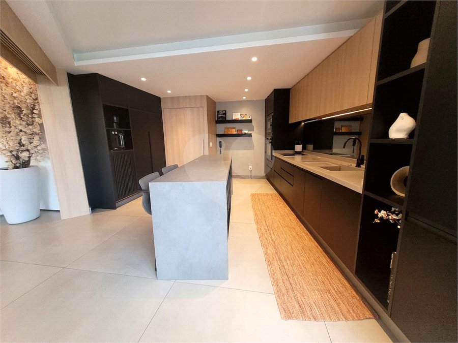 Apartamento à venda com 4 quartos, sendo 1 suíte,  em Ipanema, Rio de Janeiro, RJ