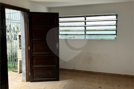 Casa à venda com 3 quartos, sendo 2 suítes, em Planalto Paulista, São Paulo, SP
