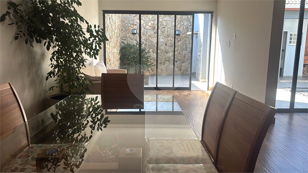 Casa Térrea à venda com 3 quartos, sendo 1 suíte,  em Jardim Esplanada II, Indaiatuba, SP