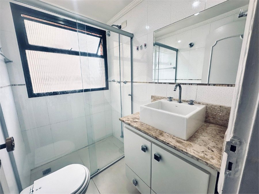 Apartamento à venda com 3 quartos, sendo 1 suíte, em Alto da Boa Vista, São Paulo, SP